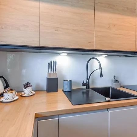 Sutileza 9 C - Perłowa Przystań *